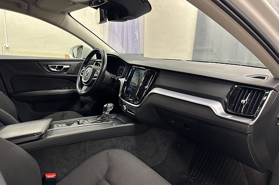 Volvo V60 6 of 19