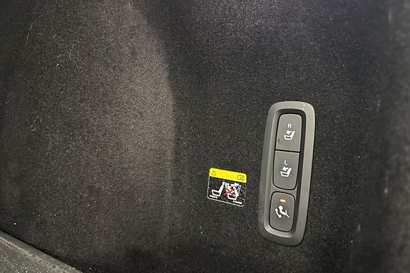 Volvo V60 10 of 19