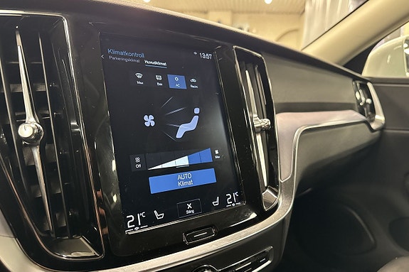 Volvo V60 17 of 19