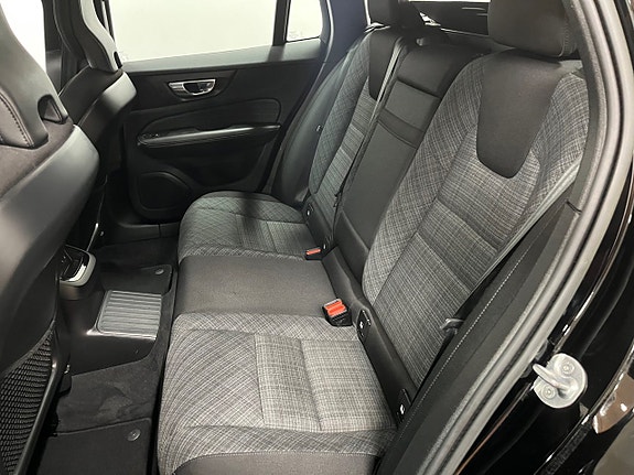 Volvo V60 22 of 22