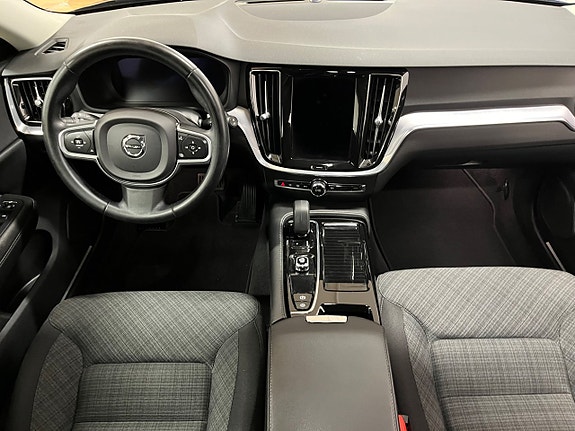 Volvo V60 15 of 22