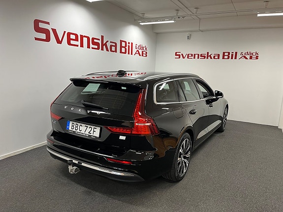 Volvo V60 8 of 22