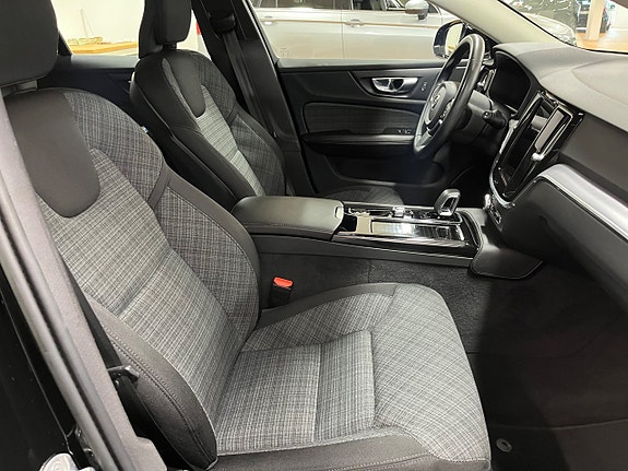 Volvo V60 19 of 22