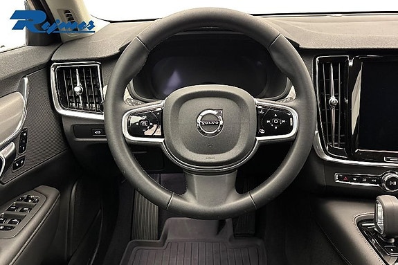 Volvo V90 11 of 25