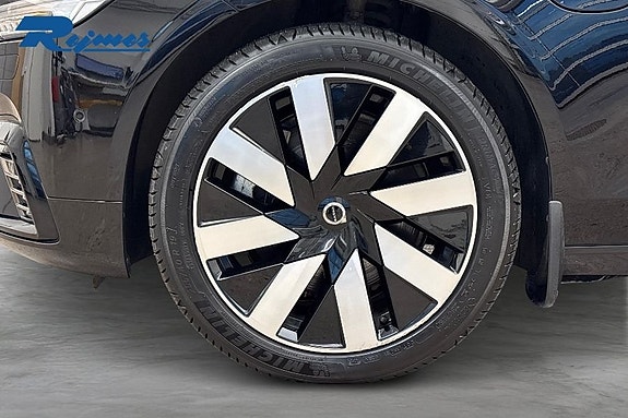 Volvo V90 10 of 25