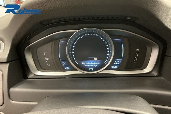 Volvo XC70 9 of 18