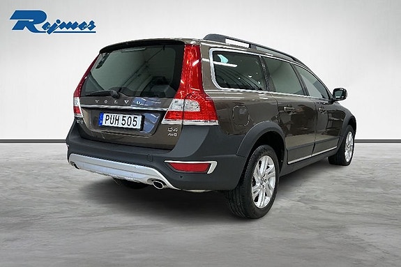 Volvo XC70 17 of 18