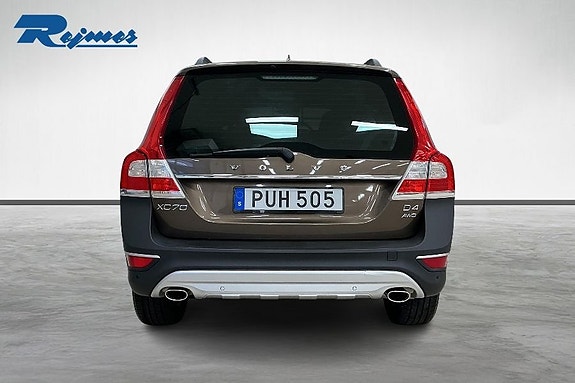 Volvo XC70 4 of 18