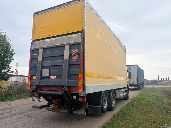Volvo FM 3 of 12