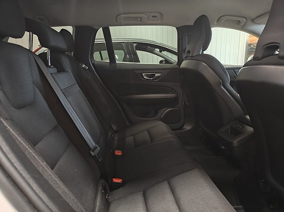 Volvo V60 19 of 19