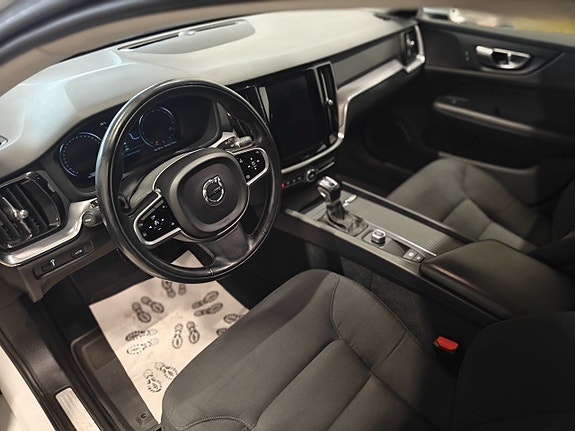 Volvo V60 13 of 19