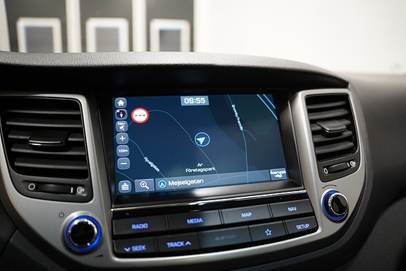Hyundai Tucson 17 of 22