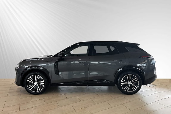 Lynk & Co 08 2 of 30