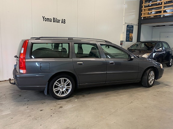 Volvo V70 15 of 16