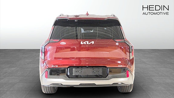 Kia EV9 7 of 13
