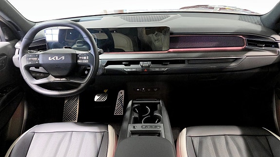 Kia EV9 4 of 13