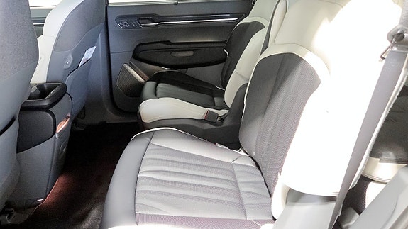 Kia EV9 13 of 13