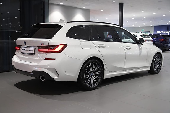 BMW 320 7 of 16