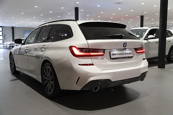 BMW 320 6 of 16