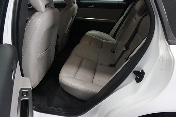 Volvo V50 11 of 21