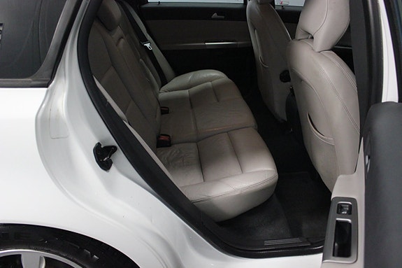 Volvo V50 12 of 21