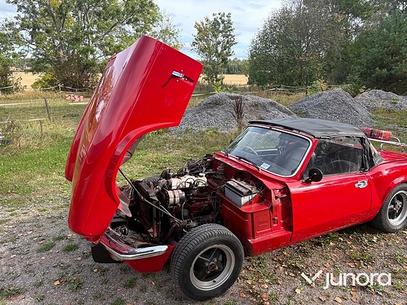 Triumph Spitfire 9 of 23