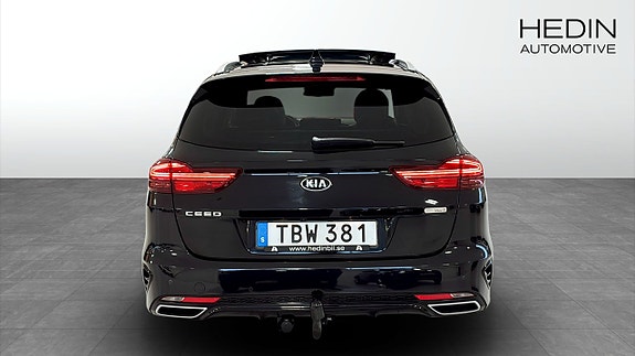 Kia Ceed 4 of 13