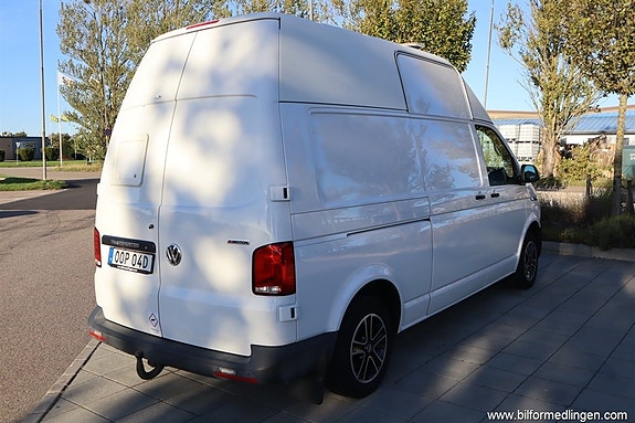 Volkswagen Transporter 5 of 15
