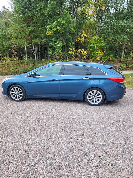 Hyundai i40 2 of 20