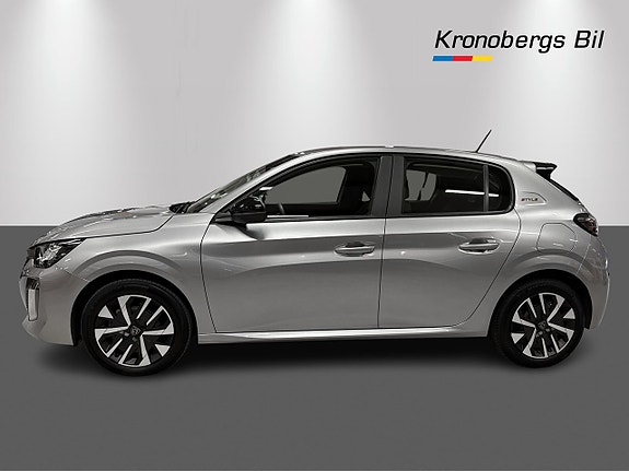 Peugeot 208 4 of 18