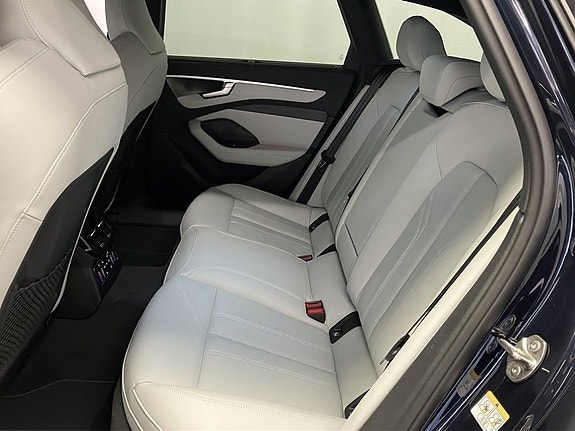 Audi A6 9 of 13