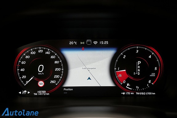 Volvo V90 Cross Country 19 of 30