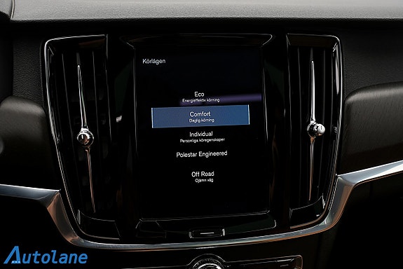 Volvo V90 Cross Country 28 of 30