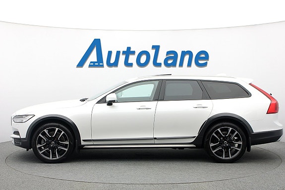 Volvo V90 Cross Country 5 of 30