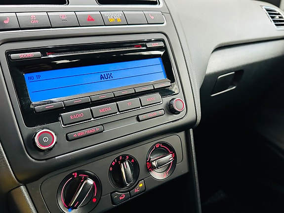 Volkswagen Polo 18 of 21