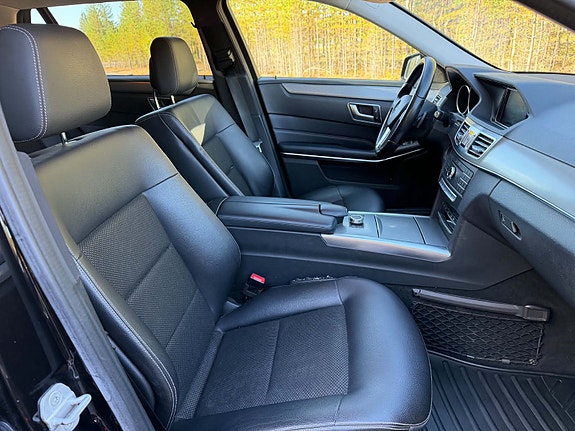 Mercedes-Benz E220 8 of 10