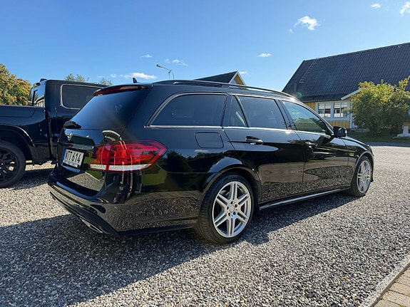 Mercedes-Benz E220 4 of 10