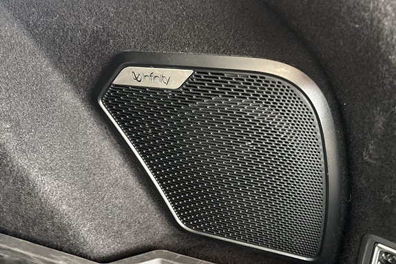 Lynk & Co 01 13 of 30