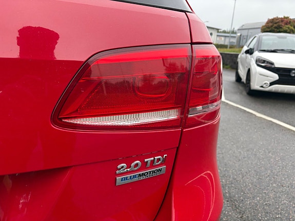 Volkswagen Passat 12 of 12