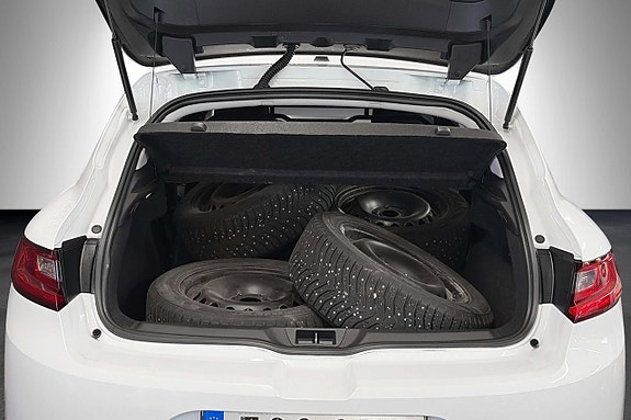 Renault Megane 9 of 16