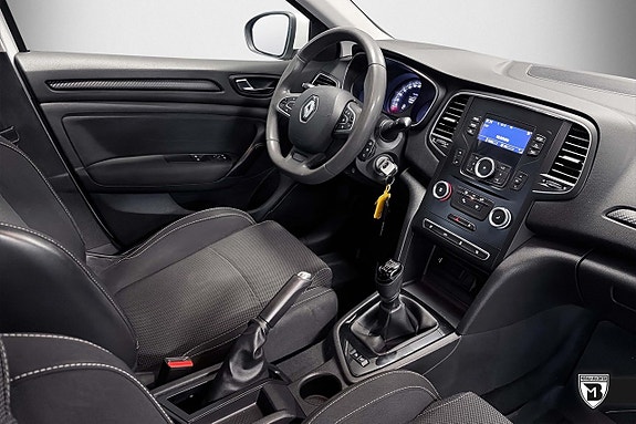 Renault Megane 14 of 16