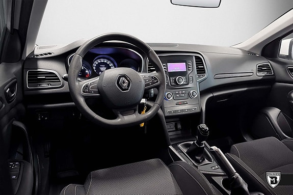 Renault Megane 12 of 16