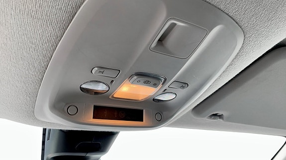 Opel Vivaro 15 of 16
