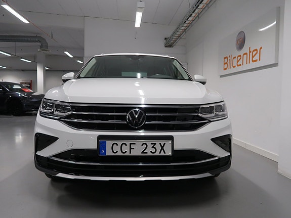 Volkswagen Tiguan 11 of 30