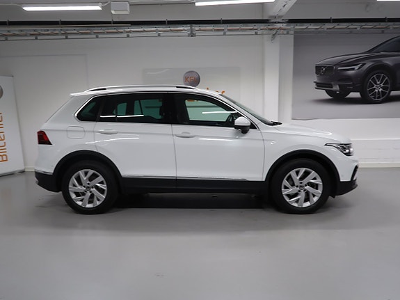 Volkswagen Tiguan 6 of 30