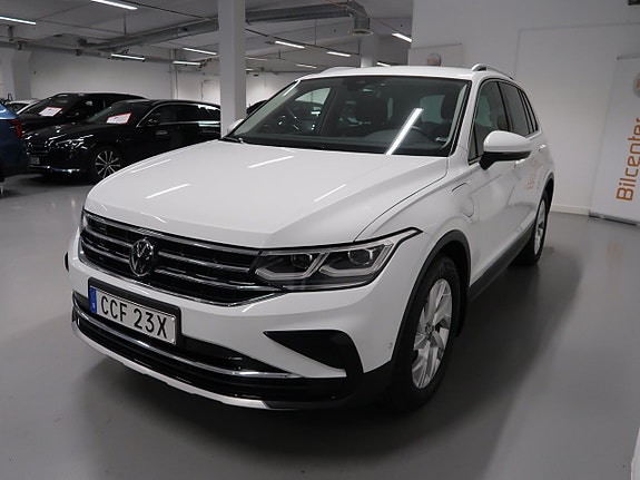 Volkswagen Tiguan 10 of 30