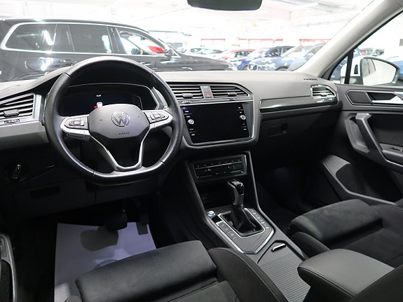 Volkswagen Tiguan 21 of 30