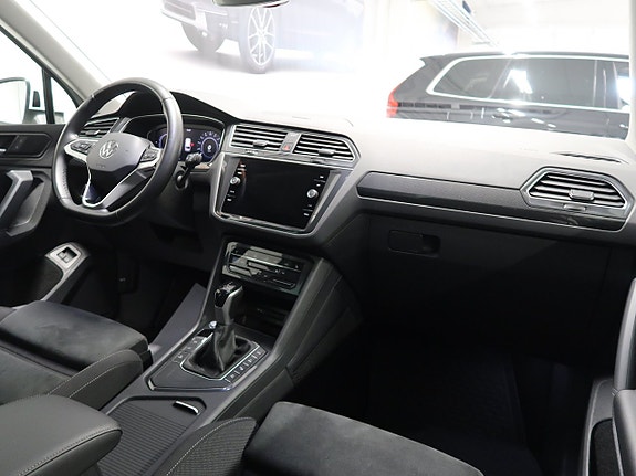 Volkswagen Tiguan 24 of 30