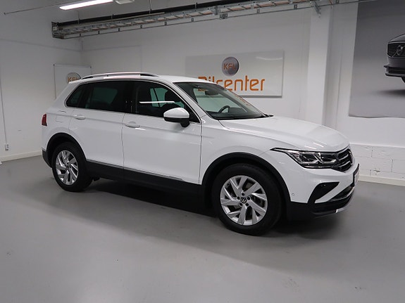 Volkswagen Tiguan 5 of 30