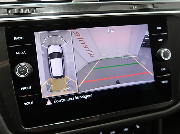 Volkswagen Tiguan 29 of 30